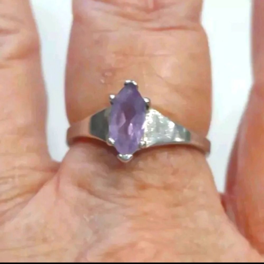 Amethyst Purple Stone Sterling Silver - Picture 1 of 1